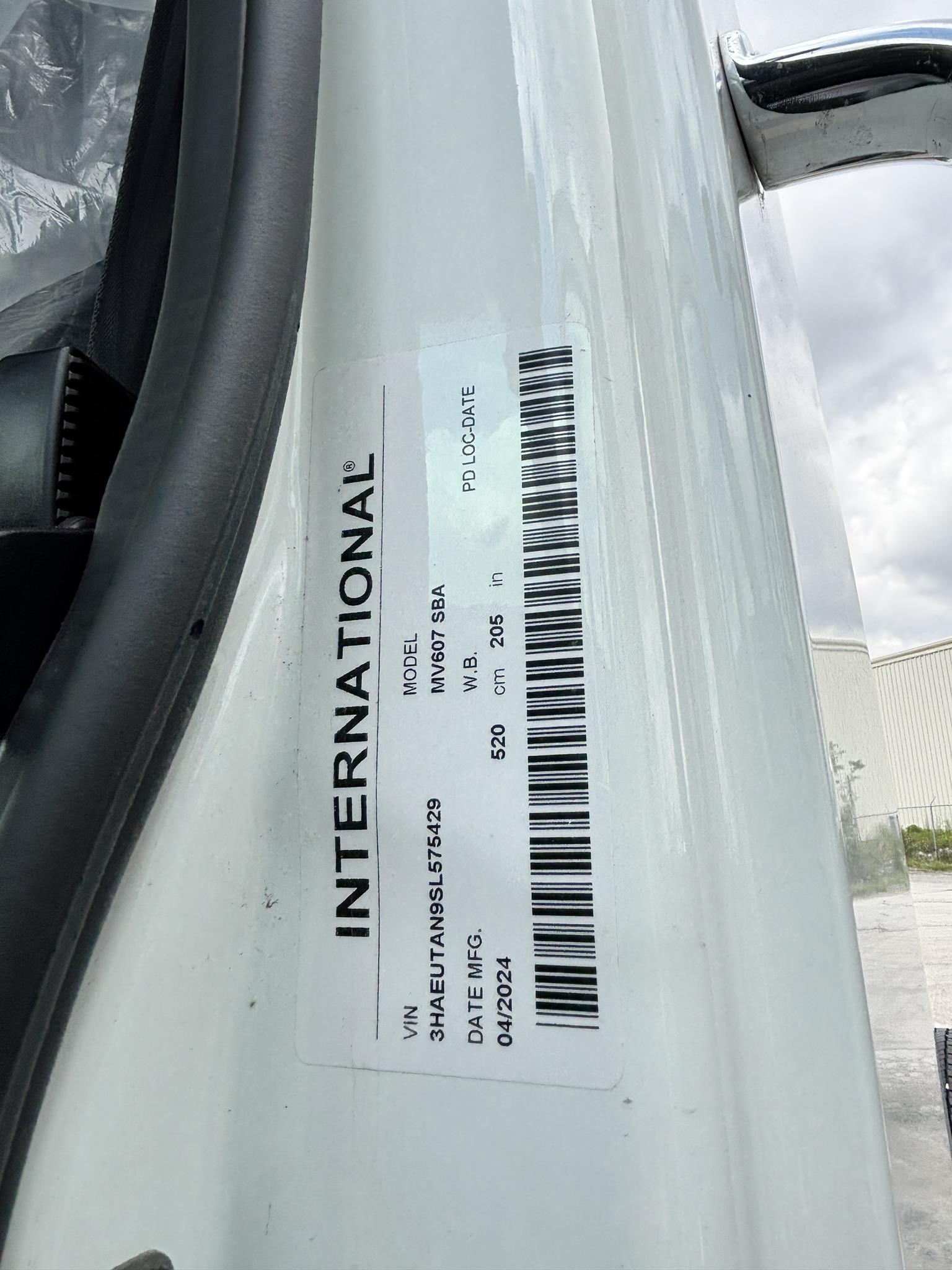 2025 INTERNATIONAL MV - image 3 of 6