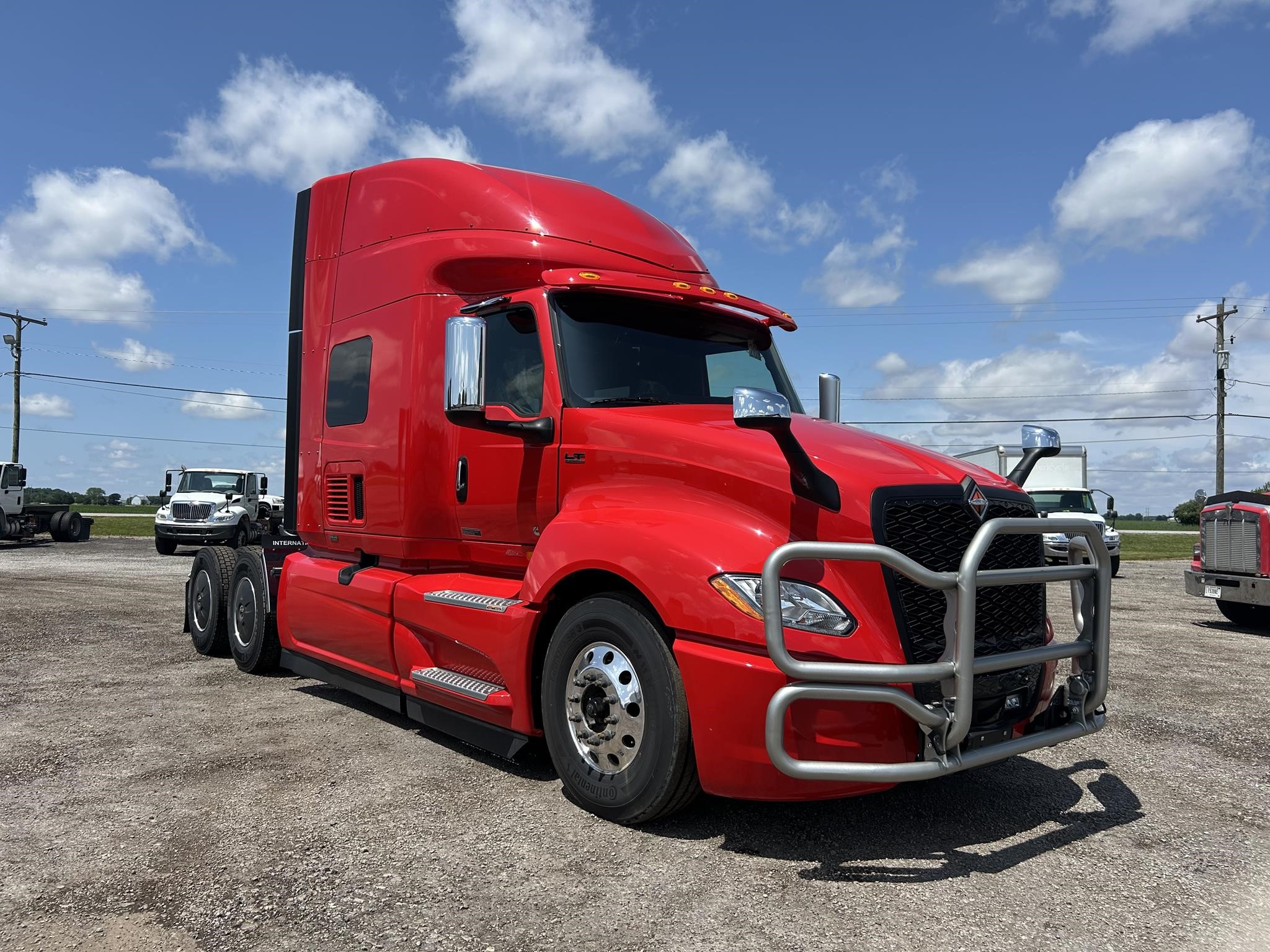 2025 INTERNATIONAL LT - image 3 of 6
