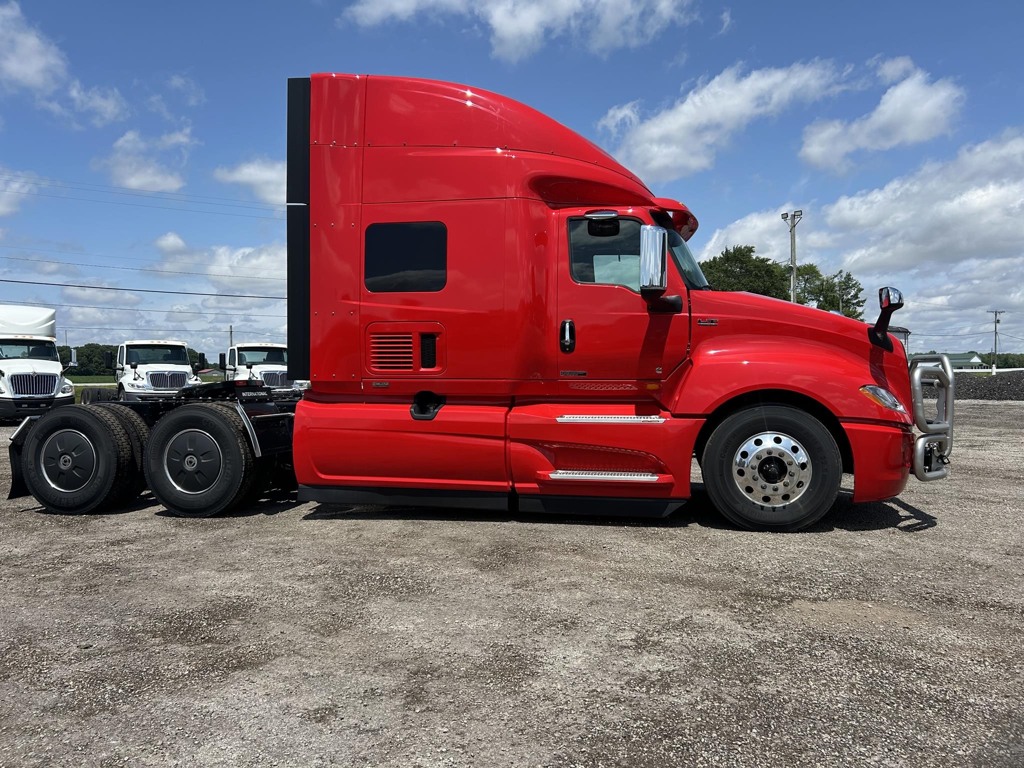 2025 INTERNATIONAL LT - image 4 of 6