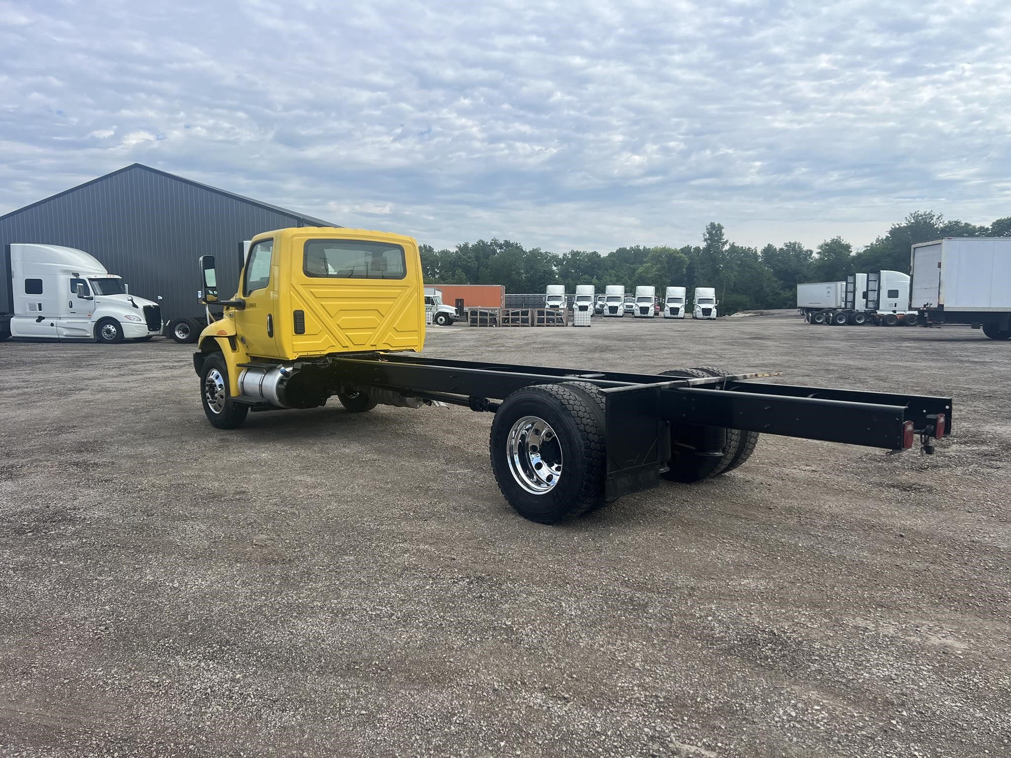 2020 INTERNATIONAL MV - image 4 of 6