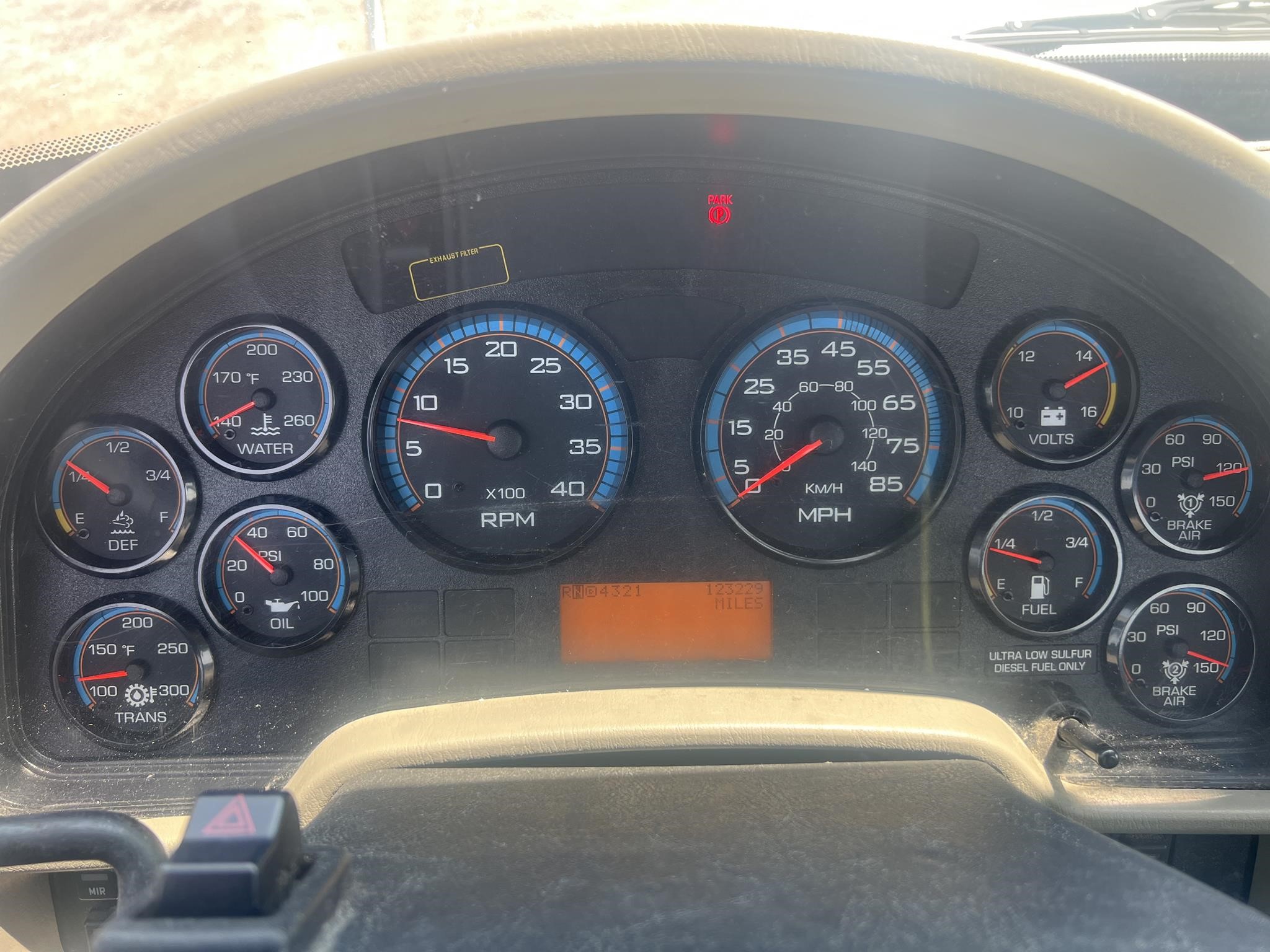 2015 INTERNATIONAL DURASTAR 4300 - image 5 of 6