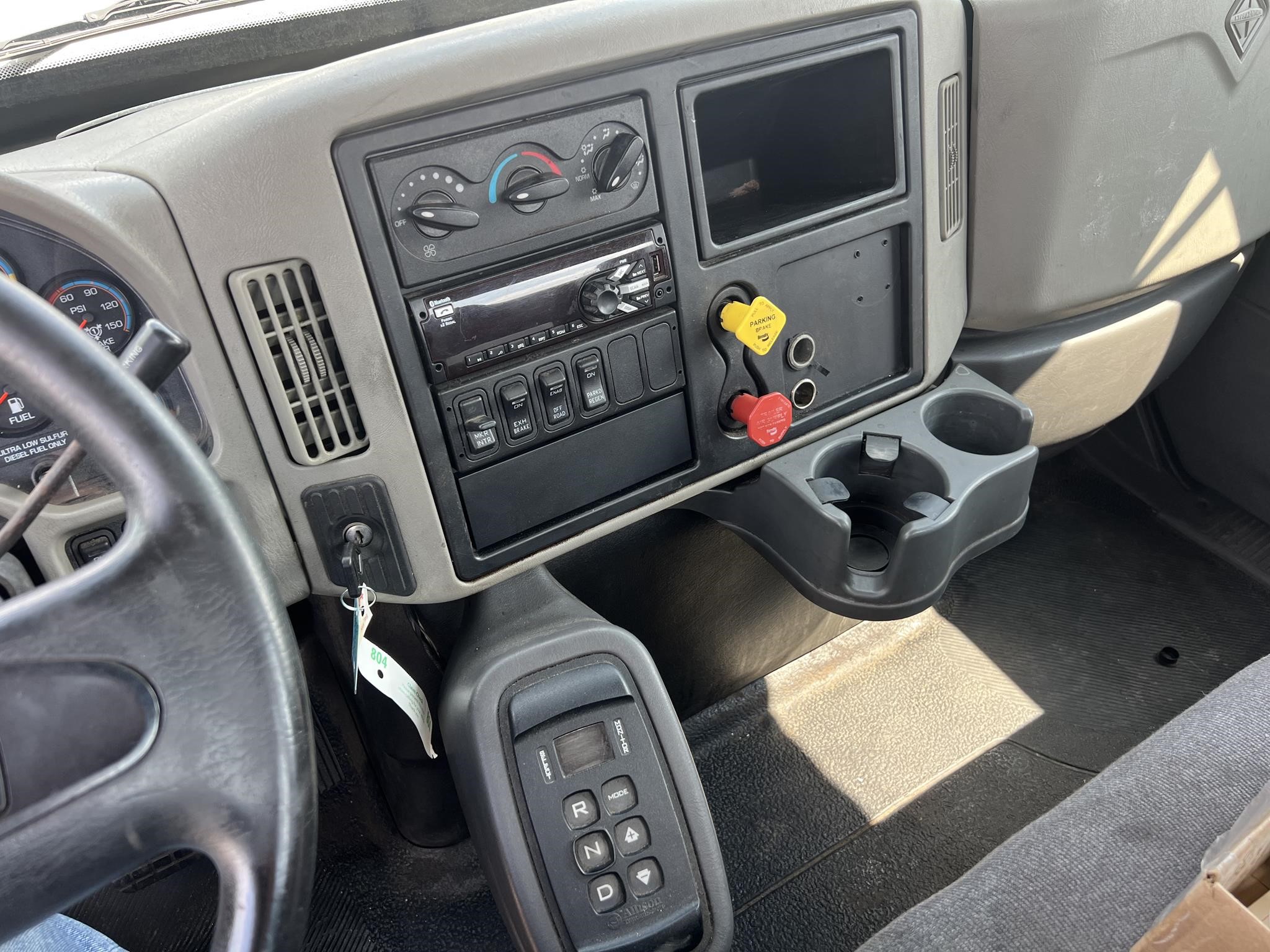 2019 INTERNATIONAL DURASTAR 4400 - image 6 of 6