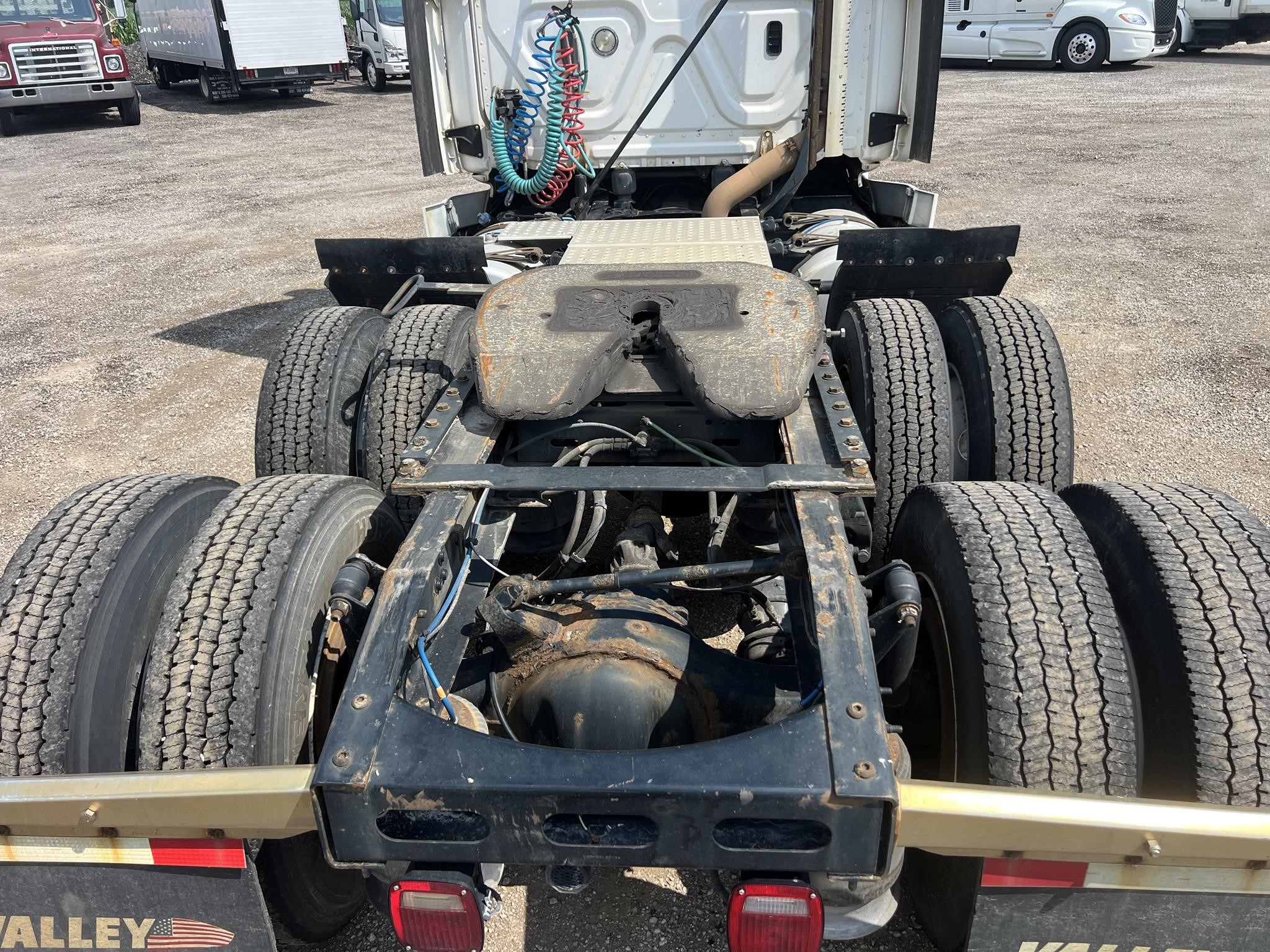 2018 FREIGHTLINER CASCADIA 126 - image 6 of 6