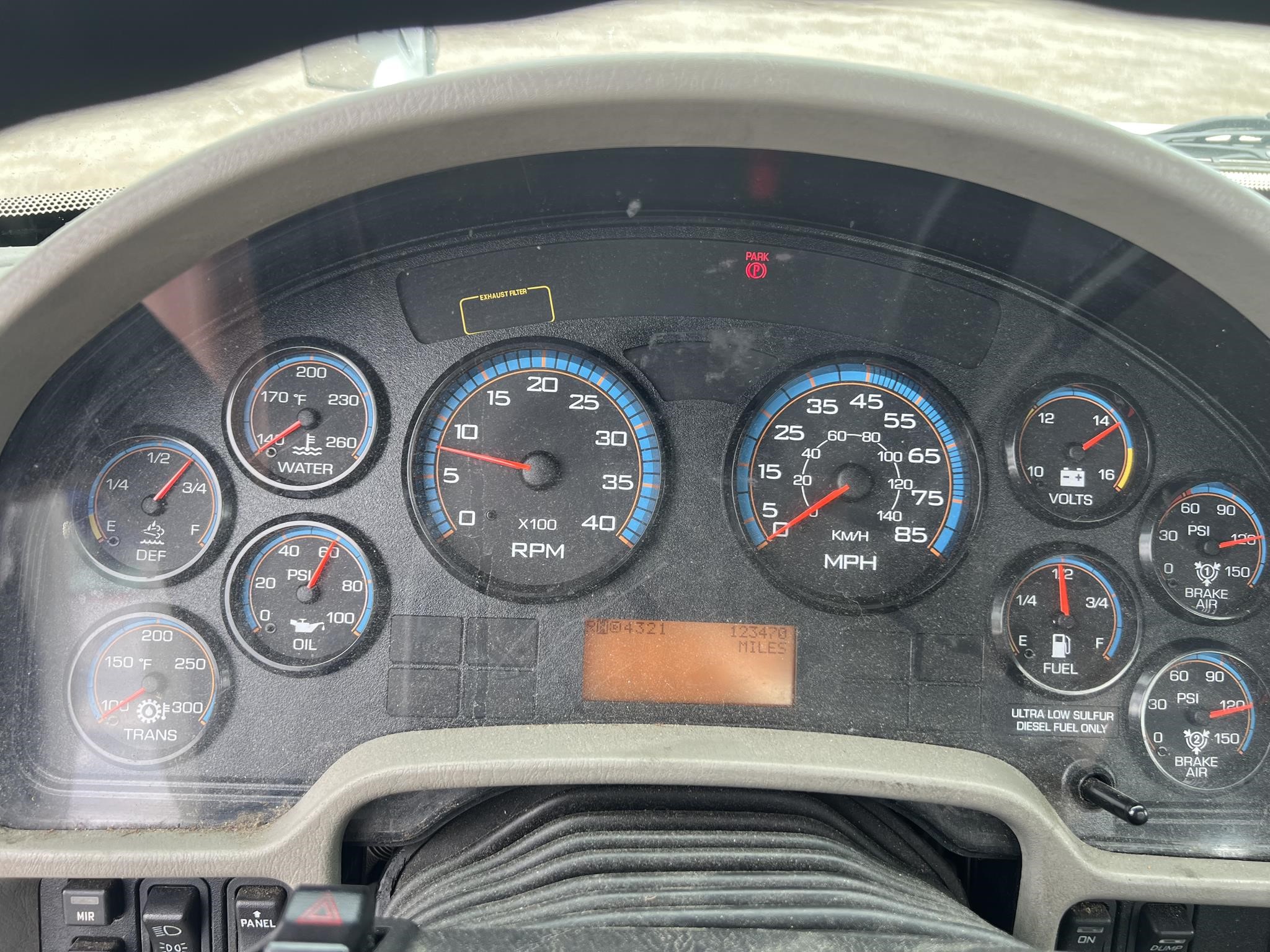2019 INTERNATIONAL DURASTAR 4400 - image 5 of 6