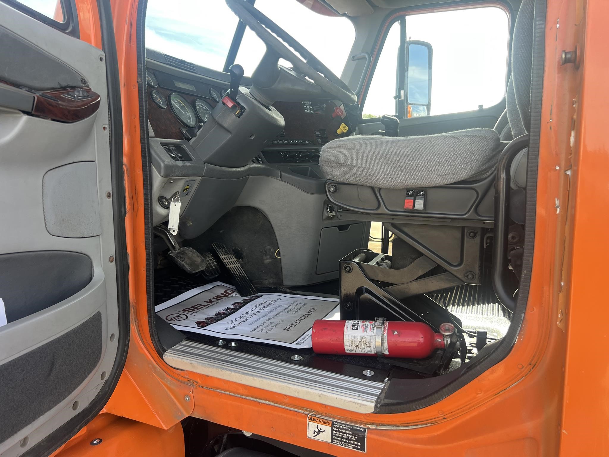 2006 FREIGHTLINER CENTURY 120 2006 FREIGHTLINER CENTURY 120 - image 6 of 6