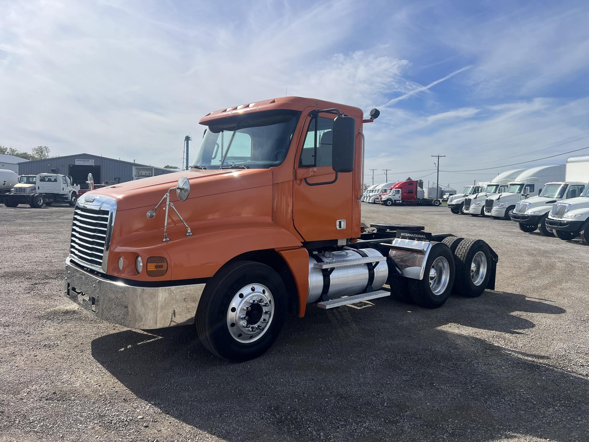 2006 FREIGHTLINER CENTURY 120 2006 FREIGHTLINER CENTURY 120 - image 1 of 6