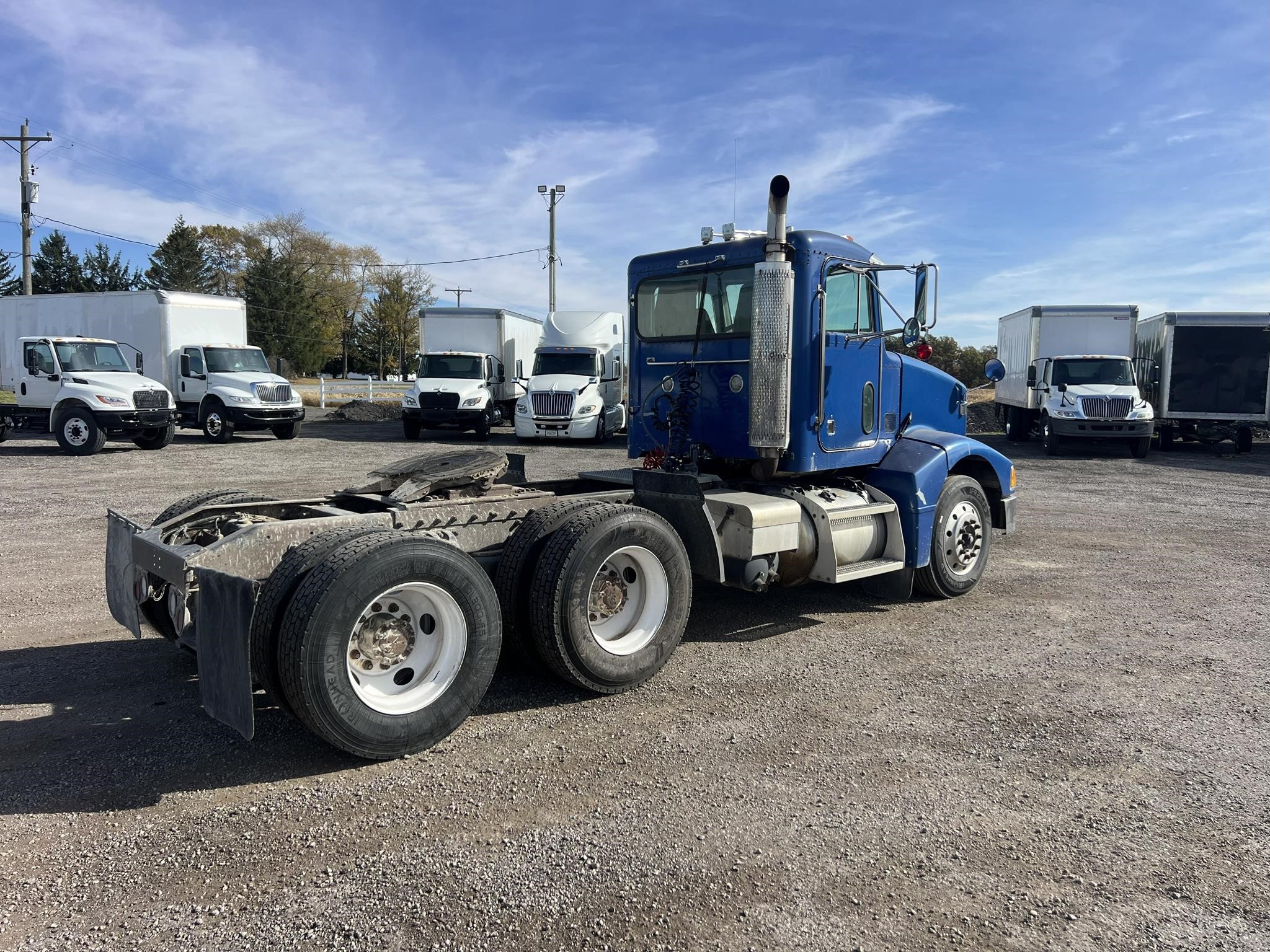 2004 PETERBILT 385 - image 3 of 6