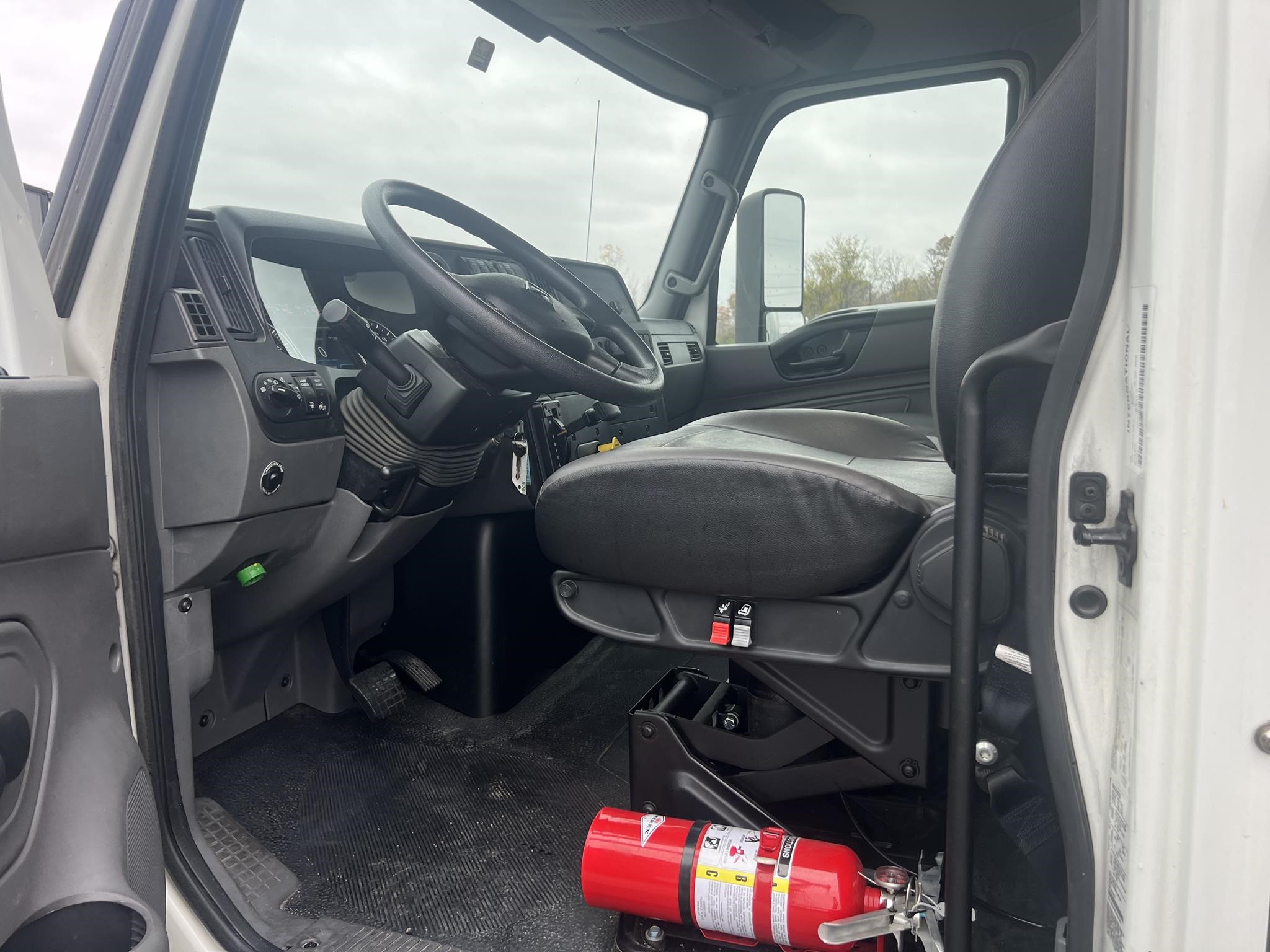 2022 INTERNATIONAL MV - image 6 of 6