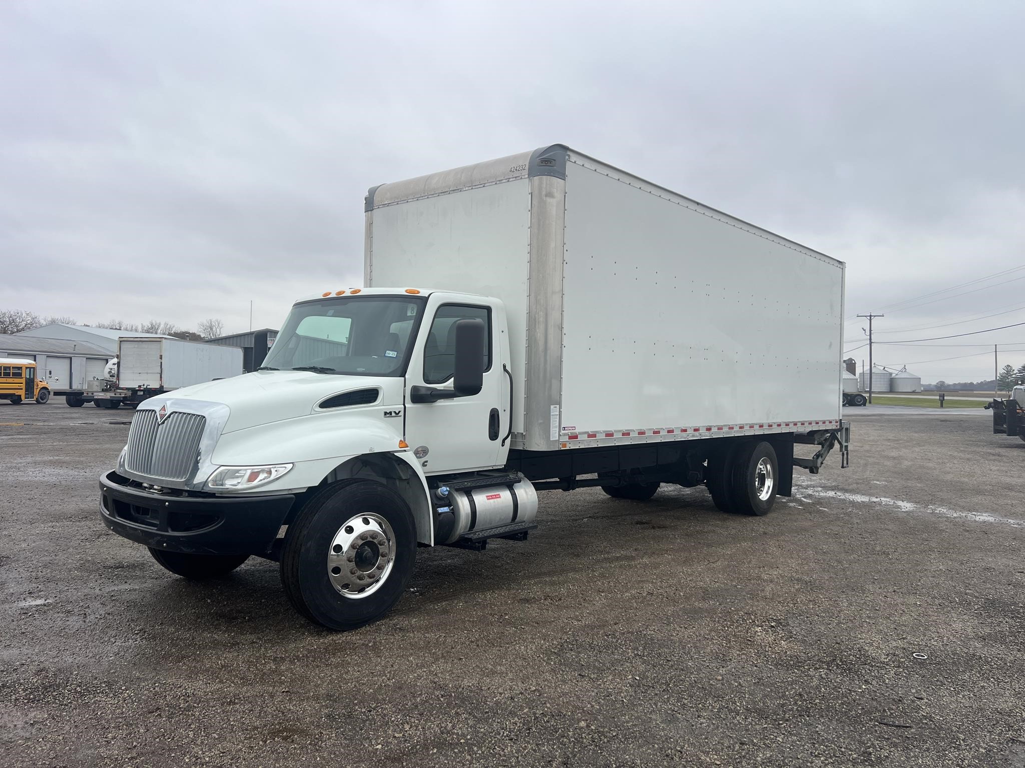 2022 INTERNATIONAL MV - image 1 of 6