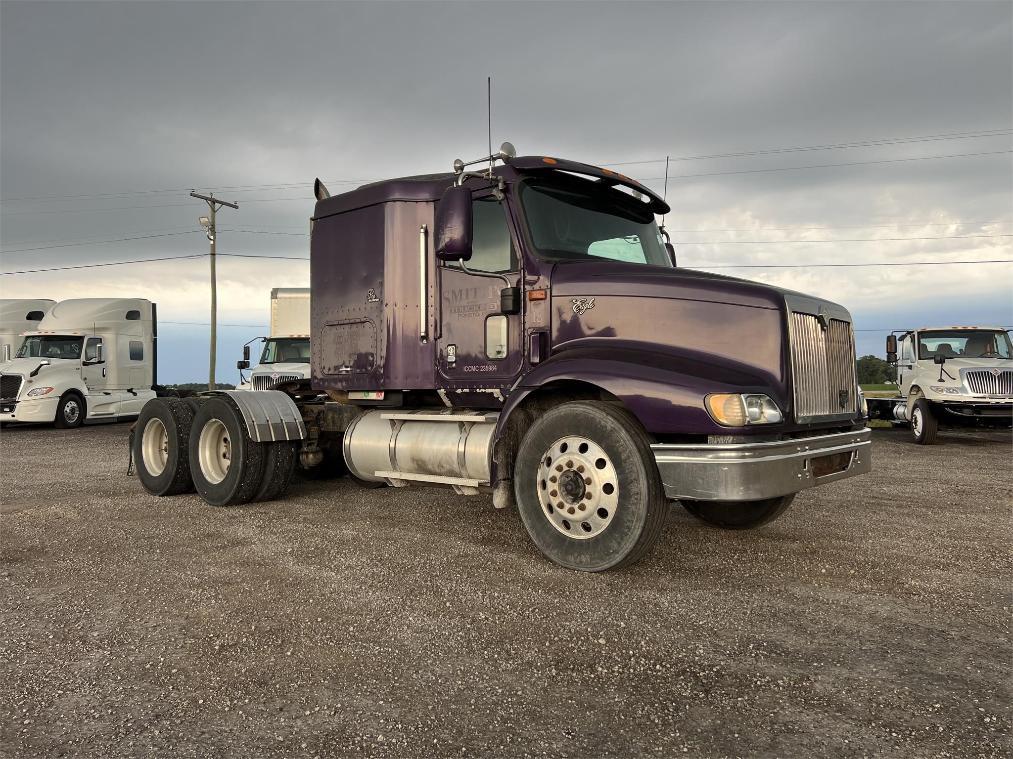 2001 INTERNATIONAL 9200 2001 INTERNATIONAL 9200 - image 2 of 6