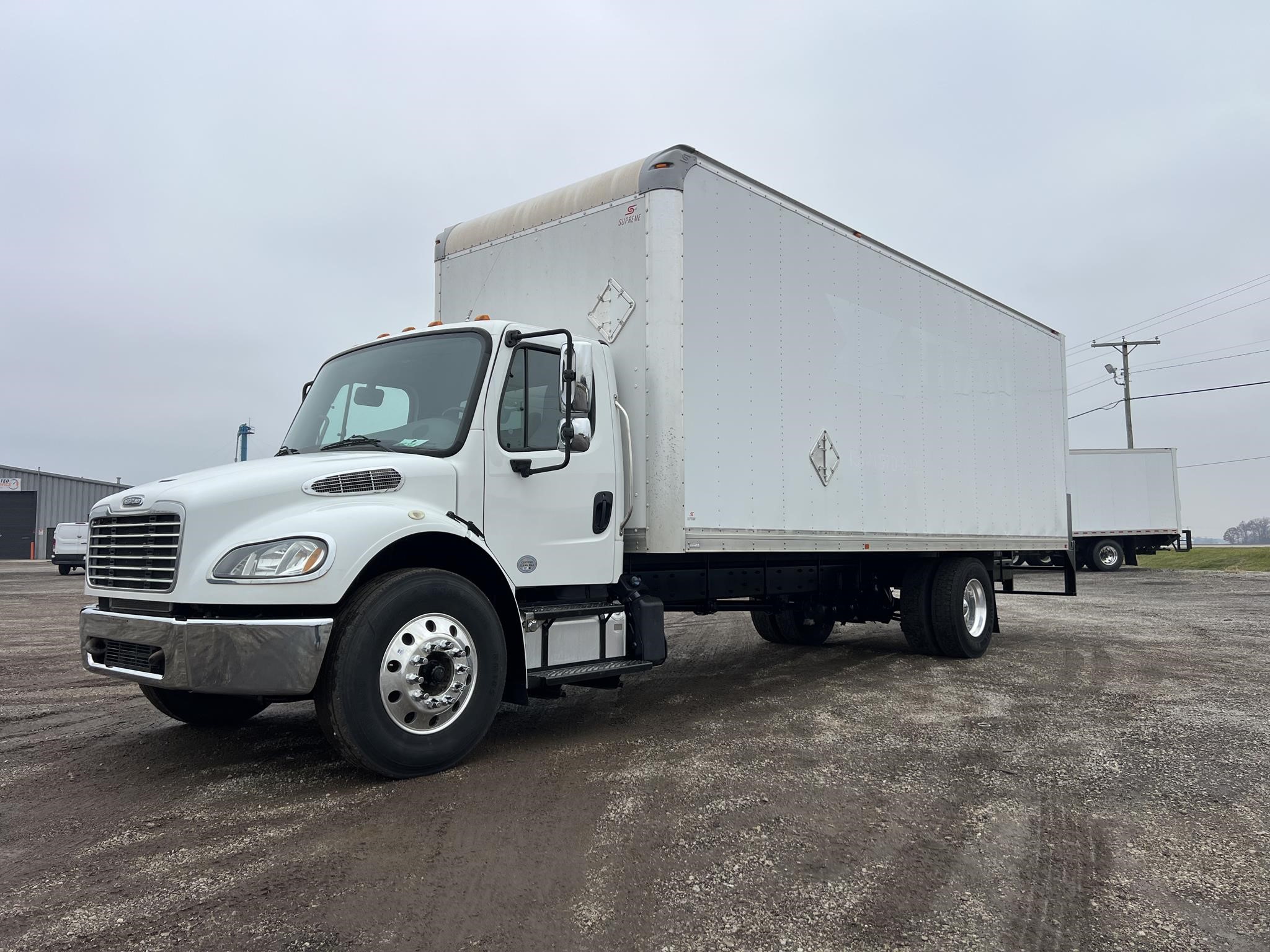 2019 FREIGHTLINER BUSINESS CLASS M2 100 2019 FREIGHTLINER BUSINESS CLASS M2 100 - image 1 of 6