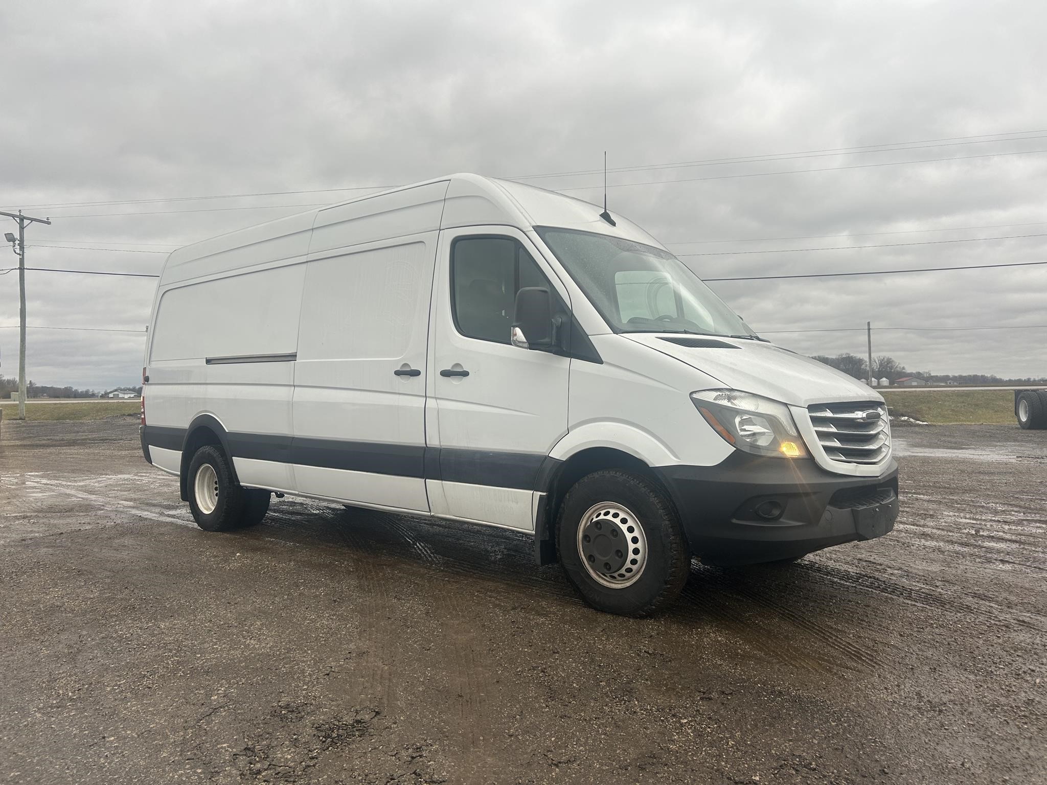 2017 FREIGHTLINER SPRINTER 3500 - image 1 of 6
