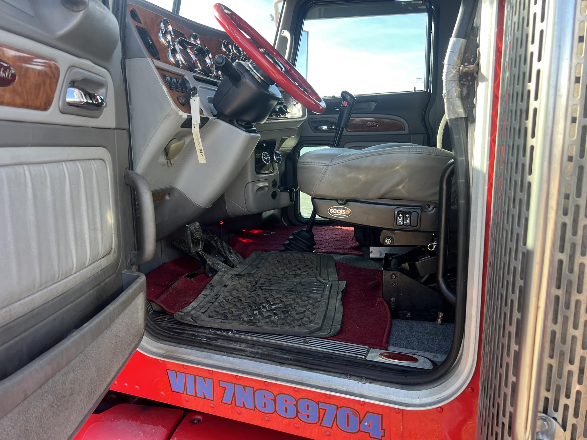 2007 PETERBILT 386 - image 5 of 6