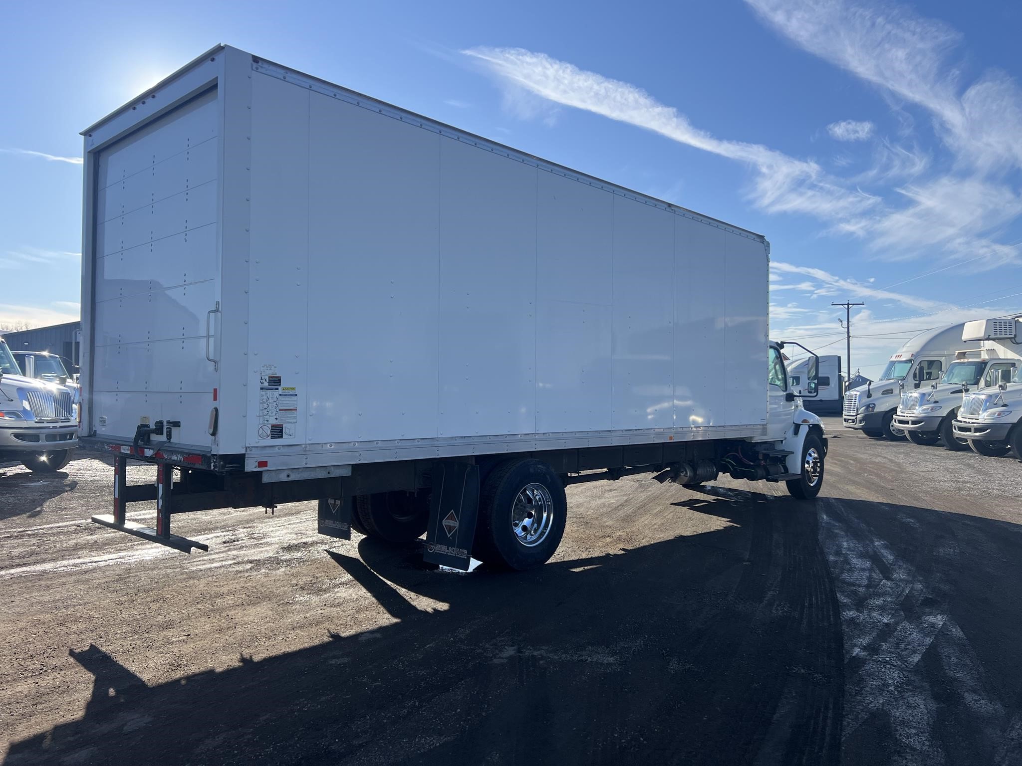 2019 INTERNATIONAL MV - image 3 of 6