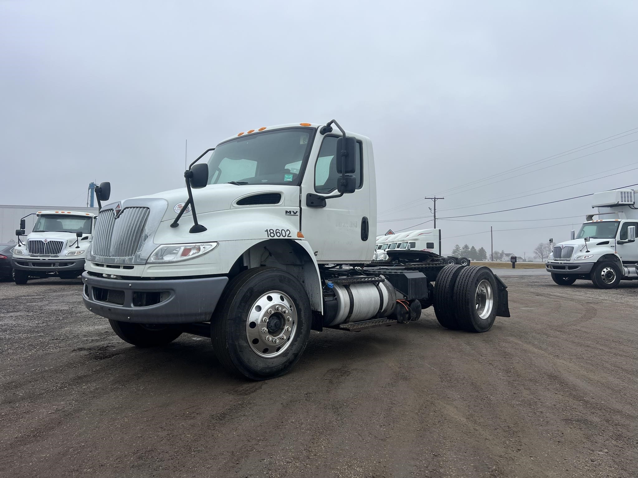 2021 INTERNATIONAL MV - image 1 of 6