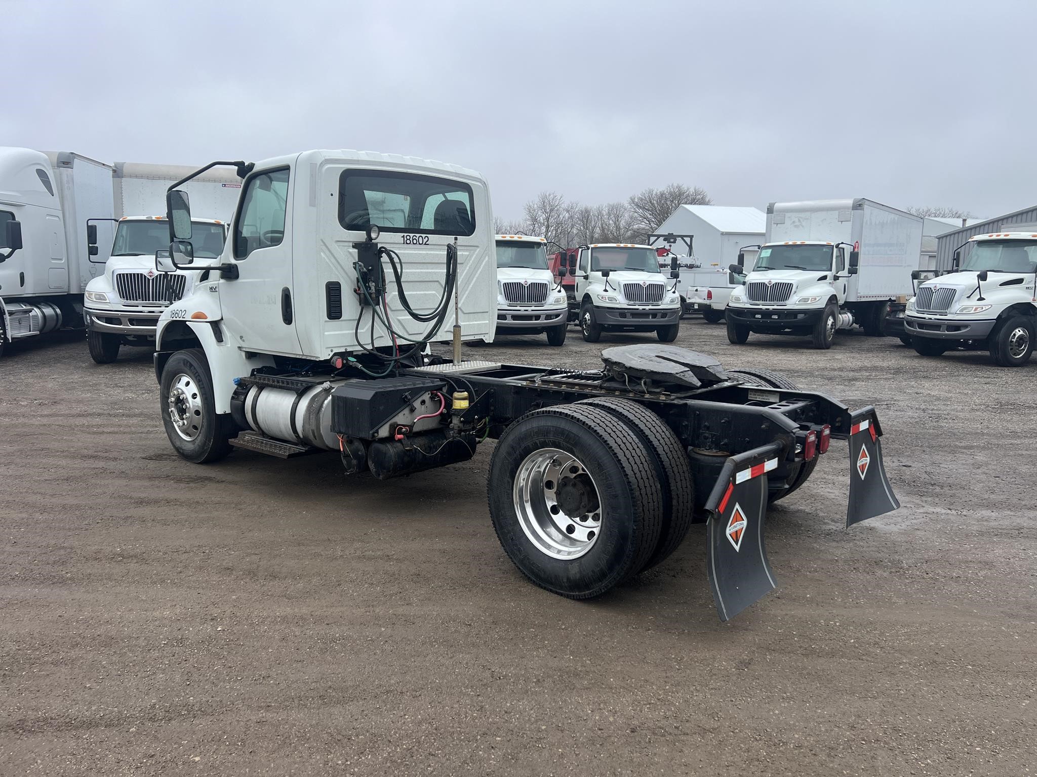 2021 INTERNATIONAL MV - image 4 of 6