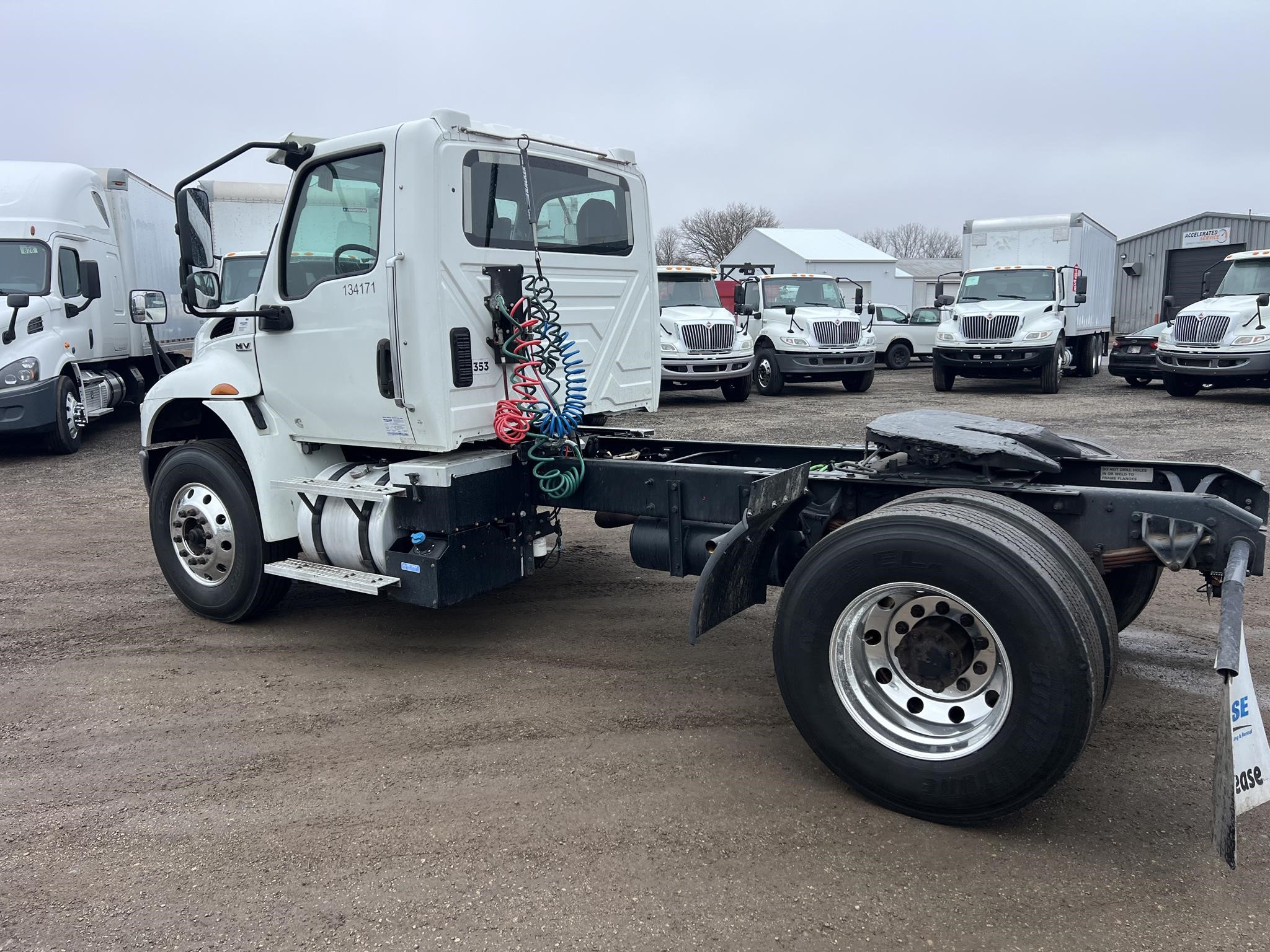 2021 INTERNATIONAL MV - image 3 of 6