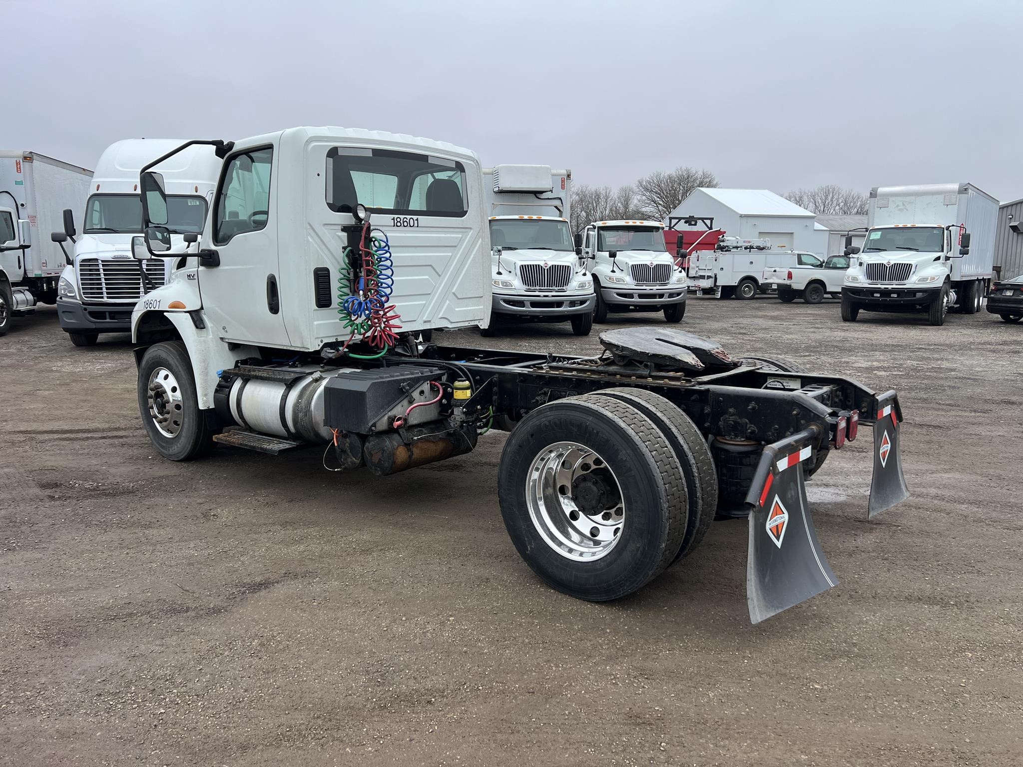 2021 INTERNATIONAL MV - image 4 of 6