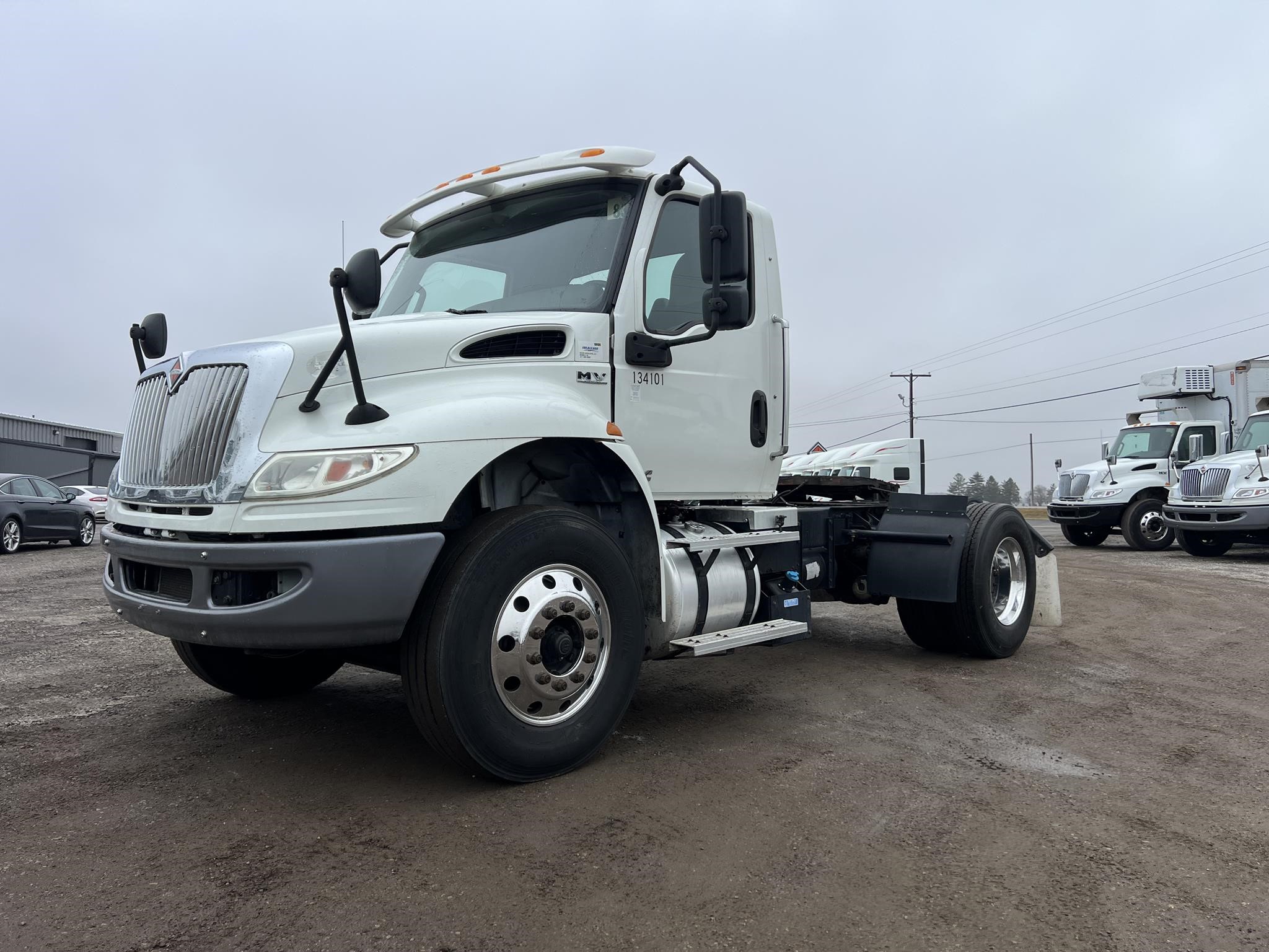 2021 INTERNATIONAL MV - image 1 of 6