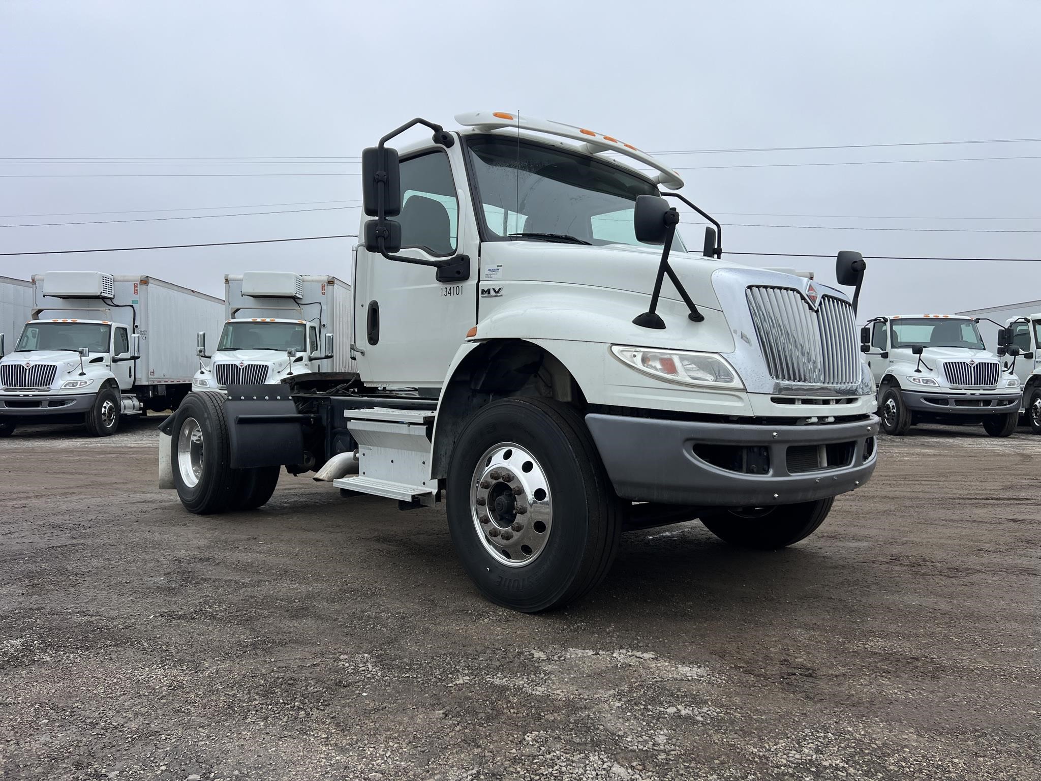 2021 INTERNATIONAL MV - image 2 of 6