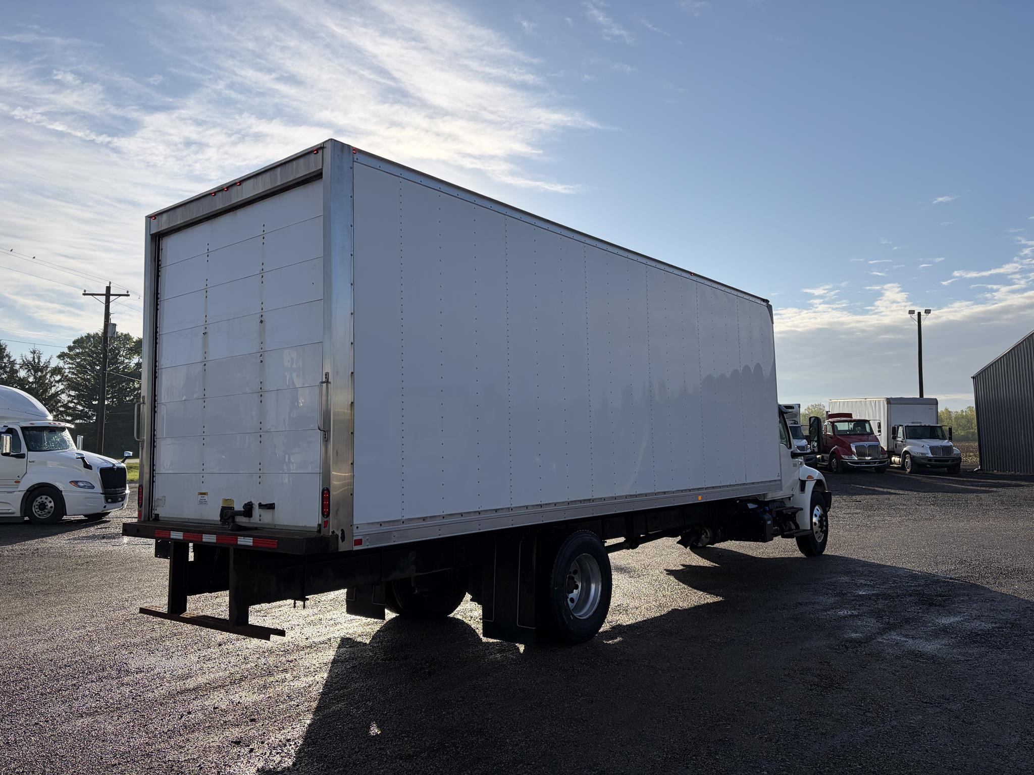 2021 INTERNATIONAL MV - image 3 of 6