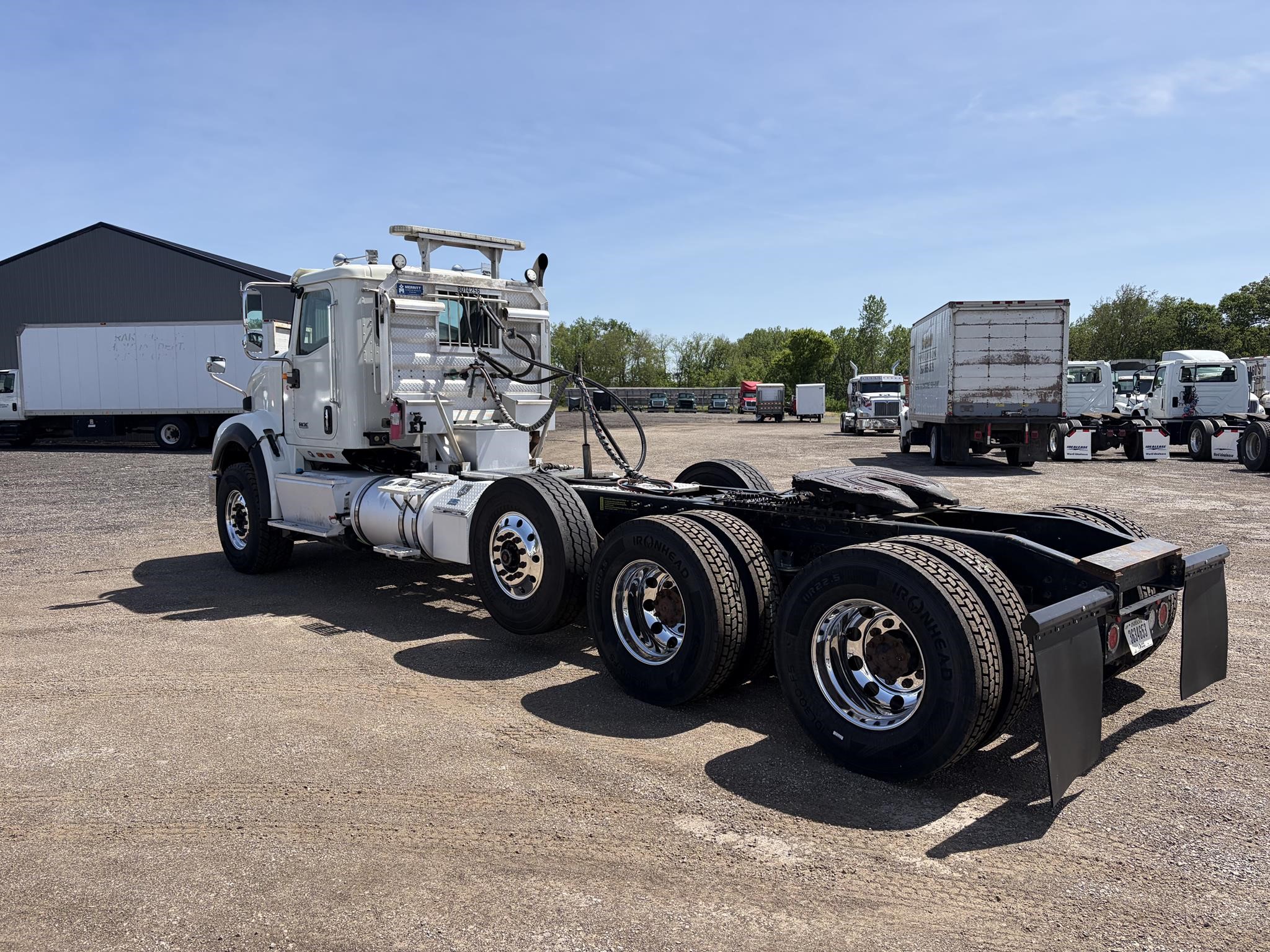 2020 INTERNATIONAL HX - image 3 of 6