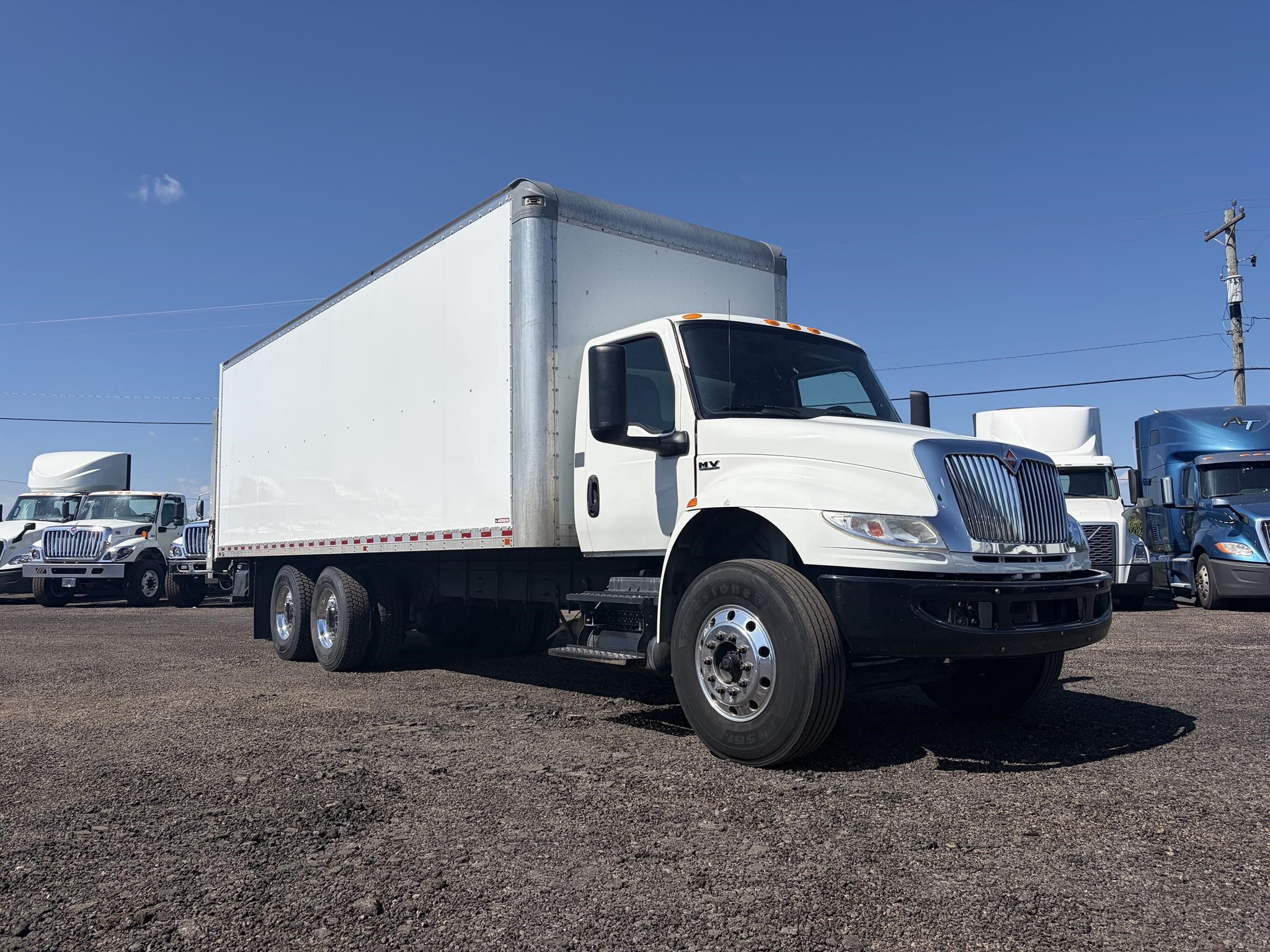 2020 INTERNATIONAL MV 2020 INTERNATIONAL MV - image 2 of 6