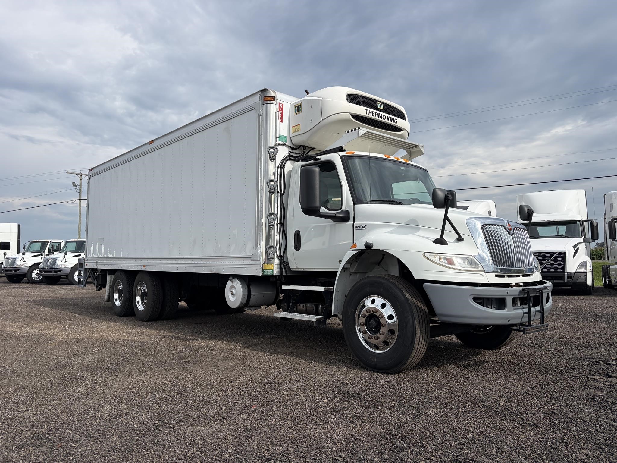 2019 INTERNATIONAL MV 2019 INTERNATIONAL MV - image 1 of 6