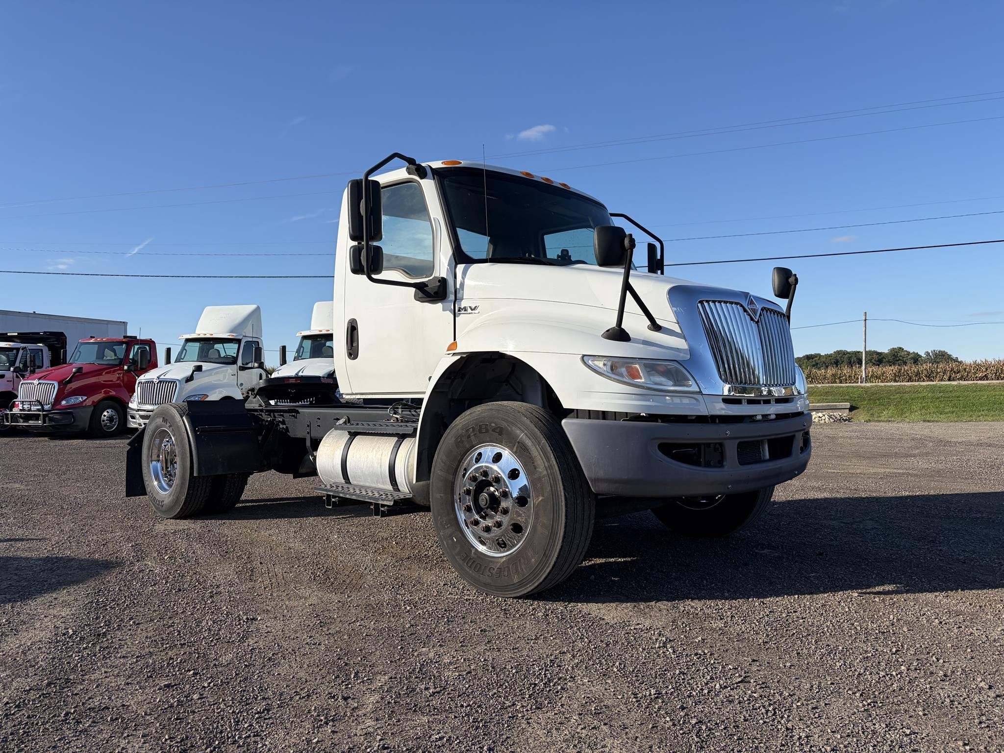 2019 INTERNATIONAL MV 2019 INTERNATIONAL MV - image 1 of 6