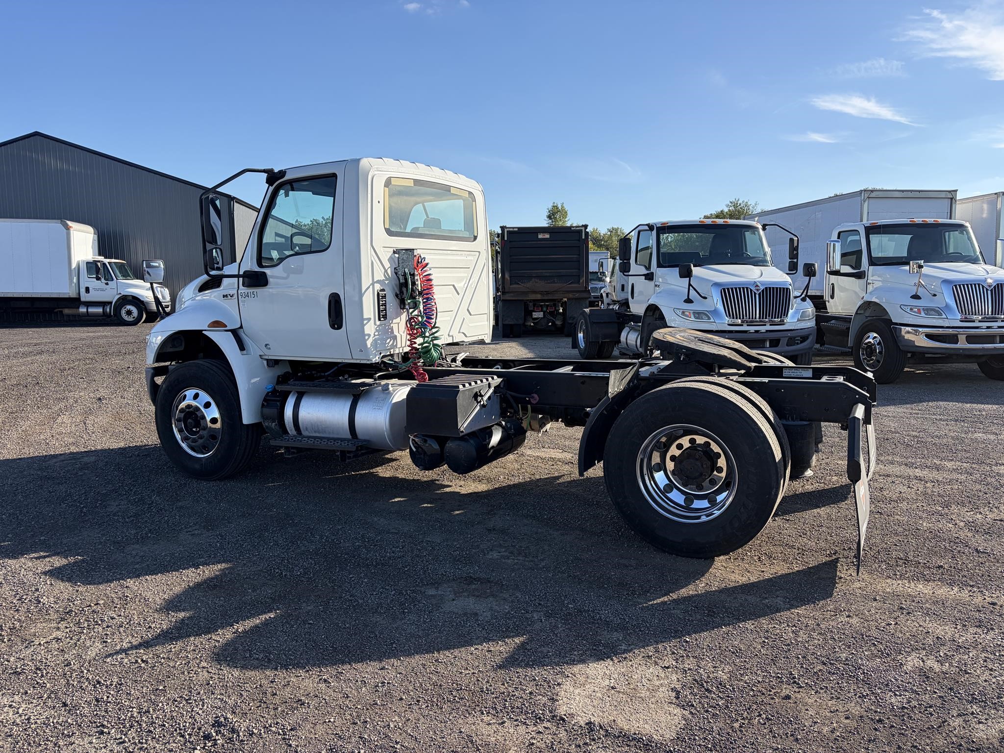 2019 INTERNATIONAL MV 2019 INTERNATIONAL MV - image 4 of 6