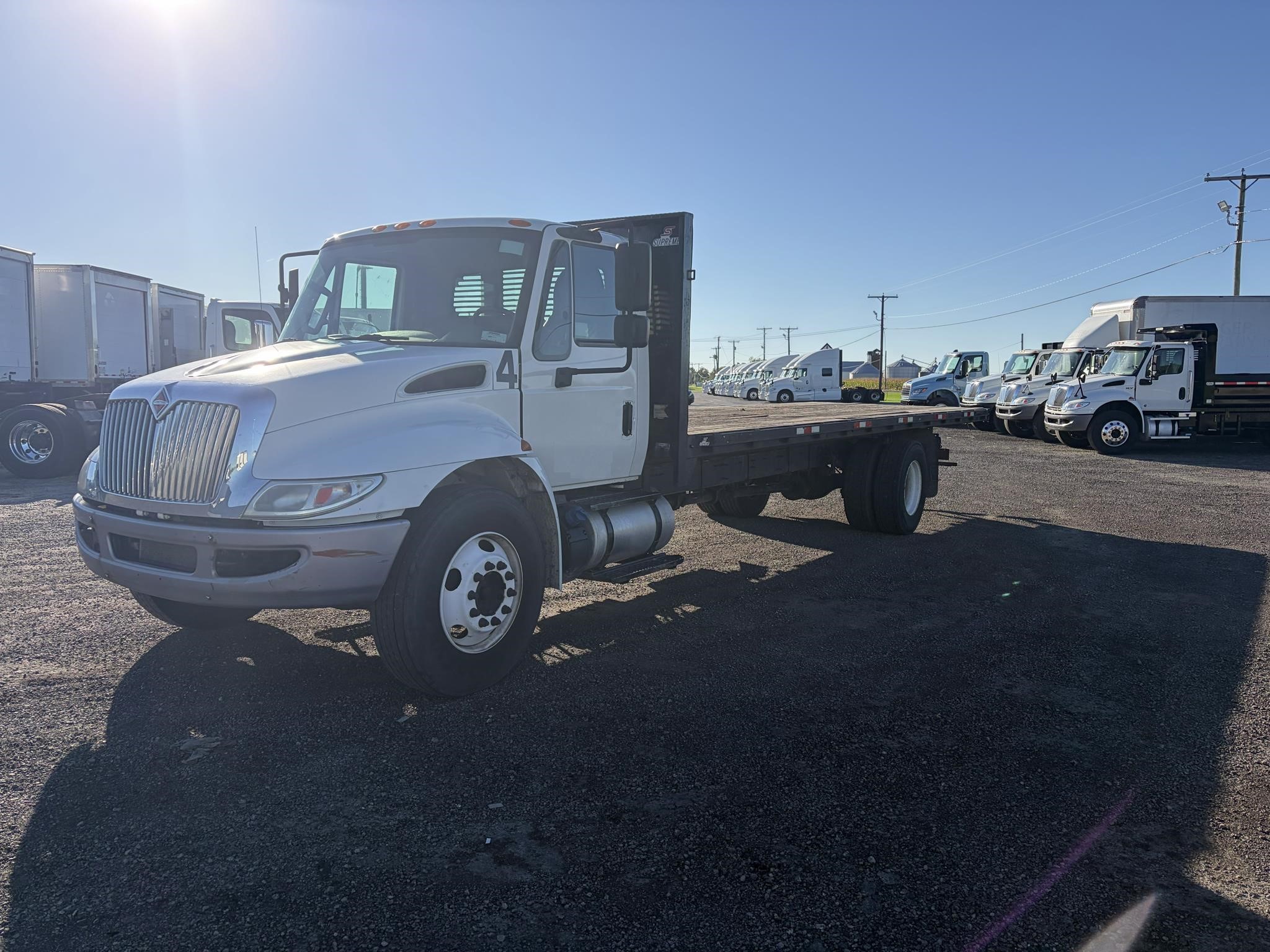 2017 INTERNATIONAL DURASTAR 4300 2017 INTERNATIONAL DURASTAR 4300 - image 2 of 6