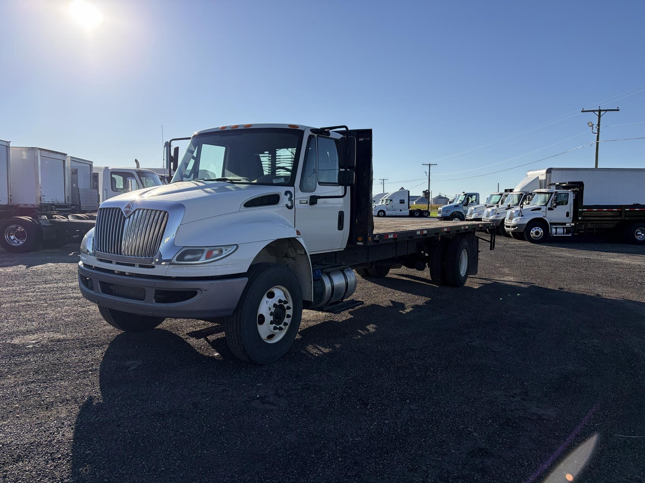 2016 INTERNATIONAL DURASTAR 4300 2016 INTERNATIONAL DURASTAR 4300 - image 2 of 6